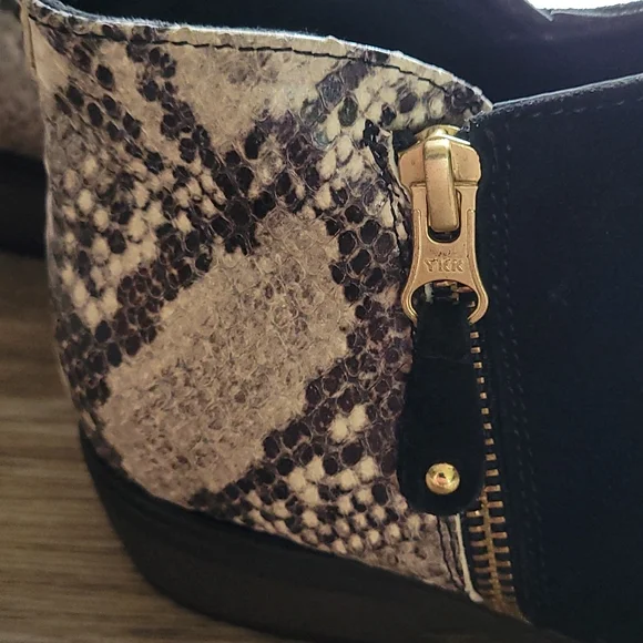 Eric Michael Booties 5.5 (36) - Picture 5 of 8